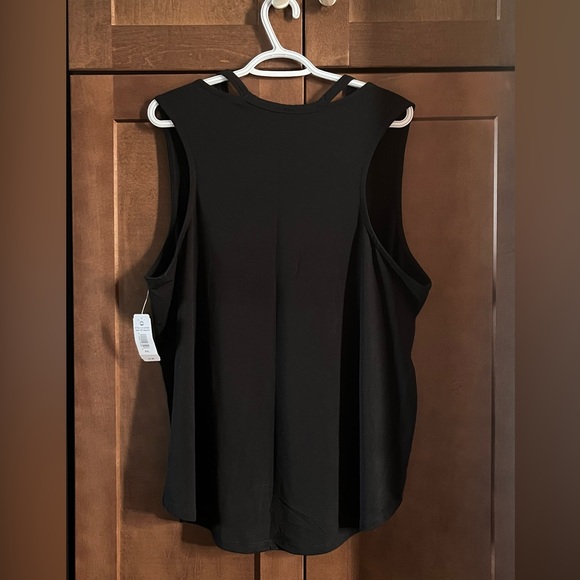 3 for $30. Sleeveless top. - Picture 2 of 3